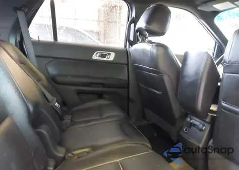 2015 Ford Explorer Xlt z USA, uszkodzony, nr VIN 1FM5K7D86FGB09356